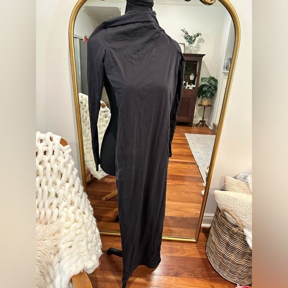 Skims Fits Everybody Crew Neck Long Sleeve Dress - Picture 4 of 11